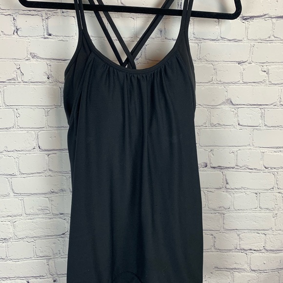 Athleta Black 2 in 1 tank and sports bra - Picture 2 of 3